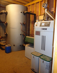 District-heating-boiler-and-buffer-tank