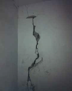 Crack in wall