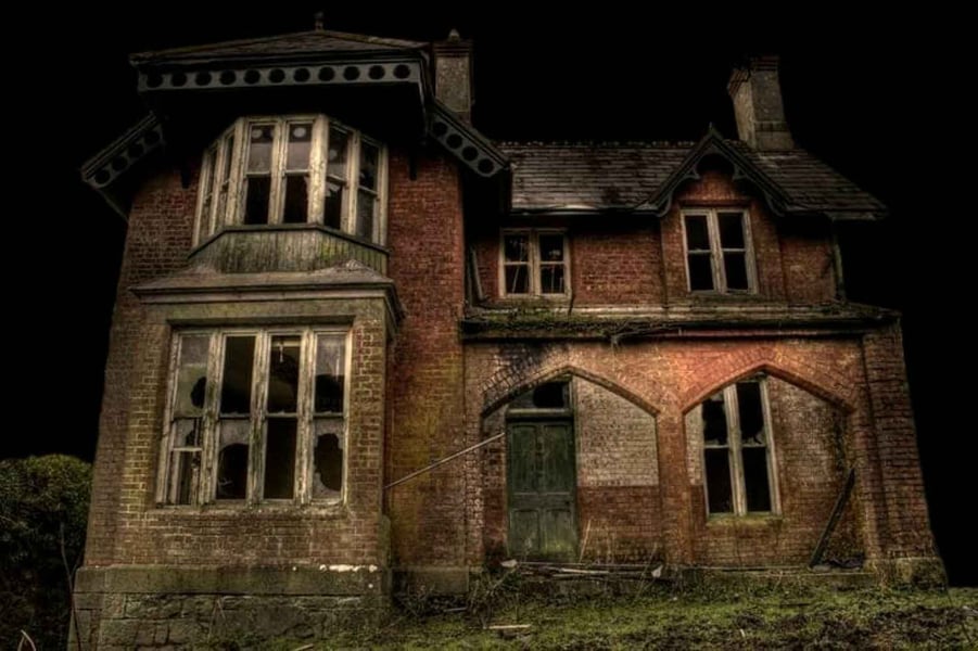 Beware construction site horrors with our guide to health and safety on-site
